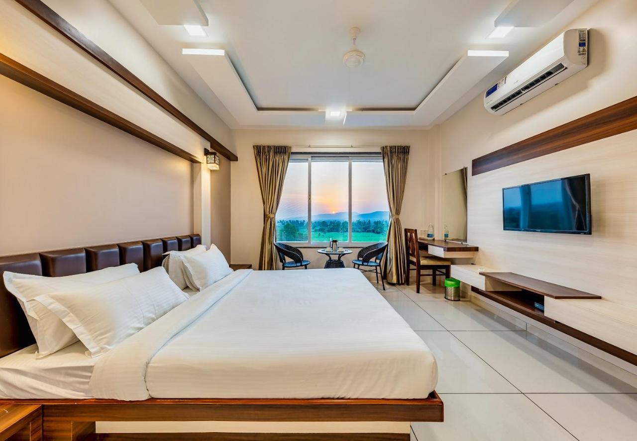 Hotel Grand Indu, 3 Star Colhapur Exterior foto