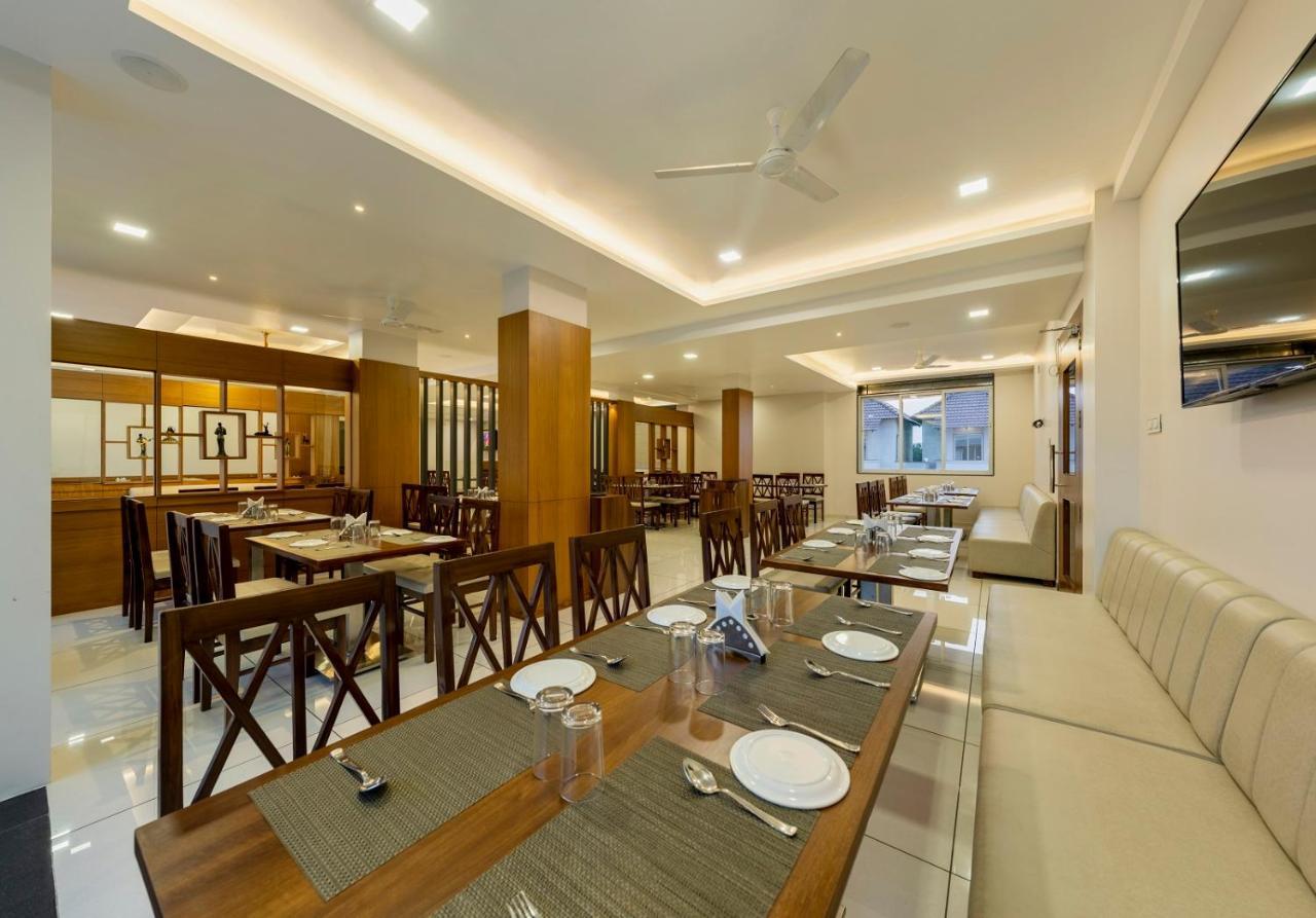 Hotel Grand Indu, 3 Star Colhapur Exterior foto